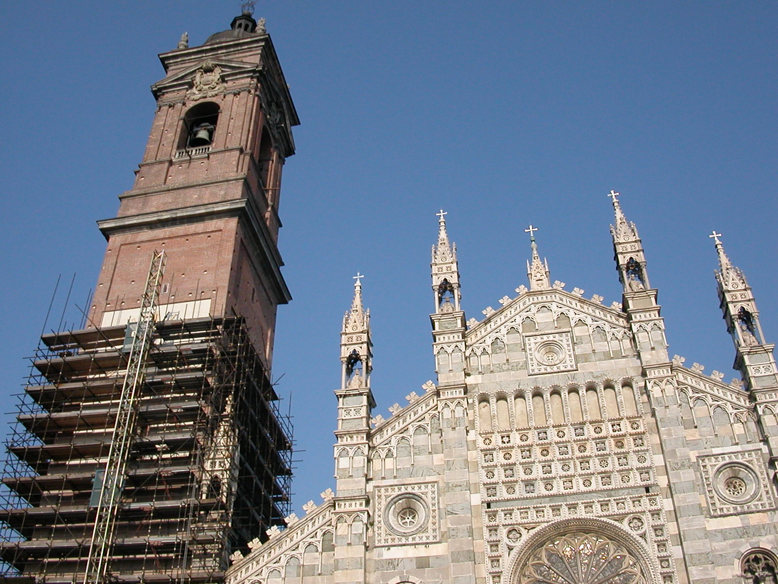 ＭＯＮＺＡって？